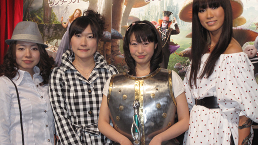 強さと美しさ備えた「ミス・アリス」が決定！　審査員でカーリング娘も来場