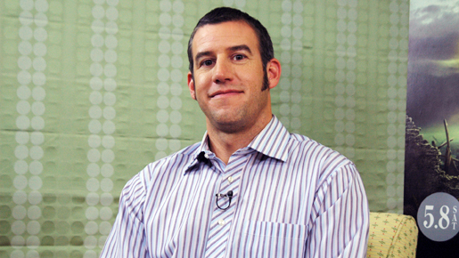 ティム・バートンを驚嘆せしめた天才映像作家が日本語でメッセージ！