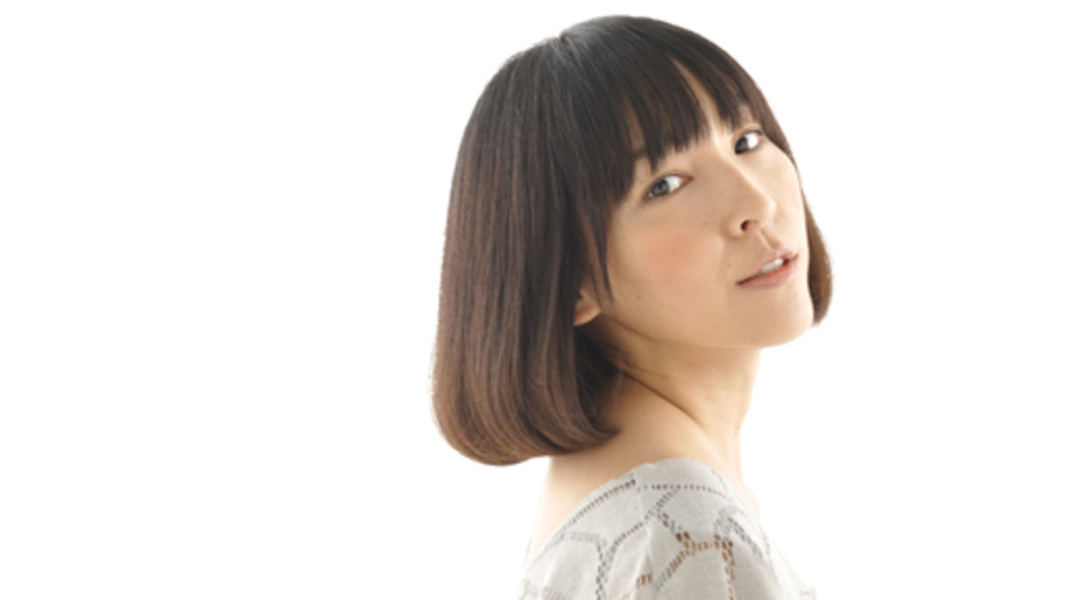 麻生久美子インタビュー 変な役は好き だけど今回の登場ポーズは 恥ずかしい 10年6月3日 ウーマンエキサイト 1 4