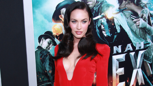 サンドラ・ブロックの離婚成立。ミーガン・フォックスはハワイでゴールイン