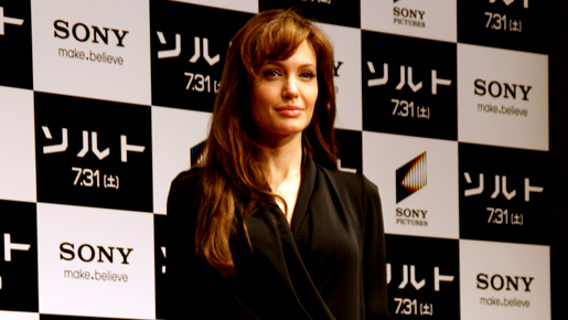 アンジー、『ソルト』を思わせる現実のスパイ交換に言及し「米露の関係は良好」と発言