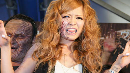 小森純、恐怖のメイクで渋谷に登場もゾンビ姿のスタッフを見て「マジ無理！」と絶叫