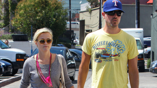 リース・ウィザースプーン、婚約間近か？　恋人がジュエリー・ショップで指輪探し