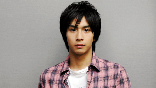 市川知宏インタビュー　恋は？料理は？19歳の素顔に迫る　「年上の女性に憧れます」