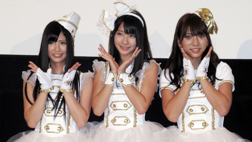 「フレンチ・キス」デビューイベントに柏木“雨女”パワー全開!?