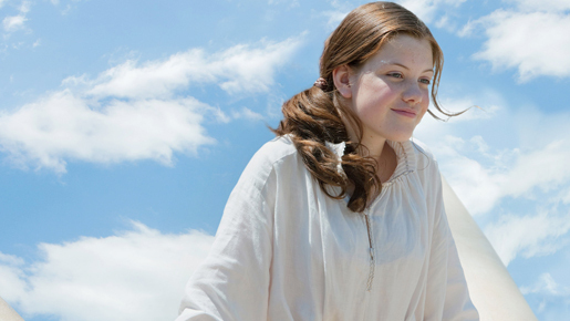 『ナルニア』第1作でやんちゃな9歳だったあの末っ子役少女が15歳の美女に成長！