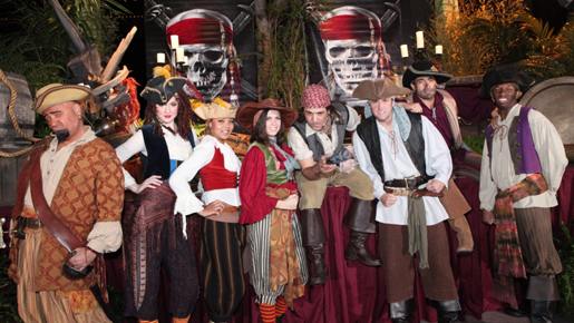 『パイレーツ』早朝ファンイベントに監督登場！　ジョニー＆ペネロペの関係に言及？