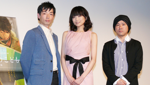 森山未來、真冬の撮影にビーサン！ サトエリ思わず「ノベンバーやで」とツッコミ