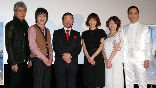 「俳優の村上です」と俳優気分のしずる村上の起用理由は、キム兄曰く「透明感」