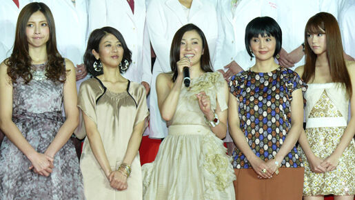 菅野美穂 ピザマルゲリータを見ると帝王切開を思い出す 11年1月30日 ウーマンエキサイト 1 4 菅野美穂 ピザマルゲリータを見ると帝王切開を思い出す 11年1月30日 ウーマンエキサイト 1 4