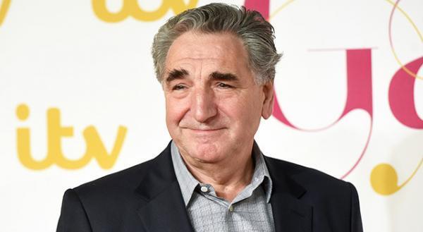 「ダウントン・アビー」、映画化についてカーソン役俳優がコメント