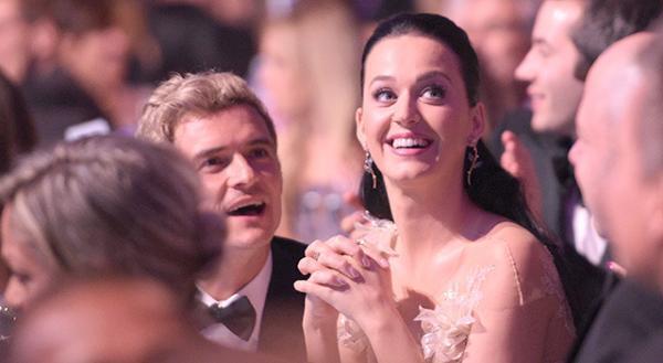 ケイティ・ペリー、オーランド・ブルームにサプライズで誕生日パーティー開催