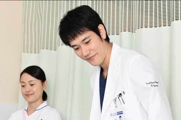 松山ケンイチ“井川”、手術に挑むが…「A LIFE～愛しき人～」第2話