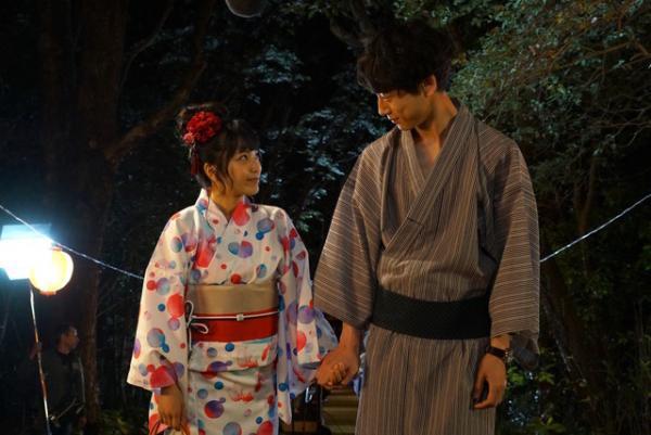 坂口健太郎、miwaとの手つなぎ浴衣デート画像入手！「ドキドキして」