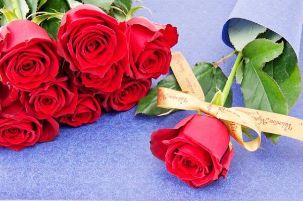 【ディズニー】一輪のバラに想いを込めて…バレンタイン・ナイト限定グッズが感動的！