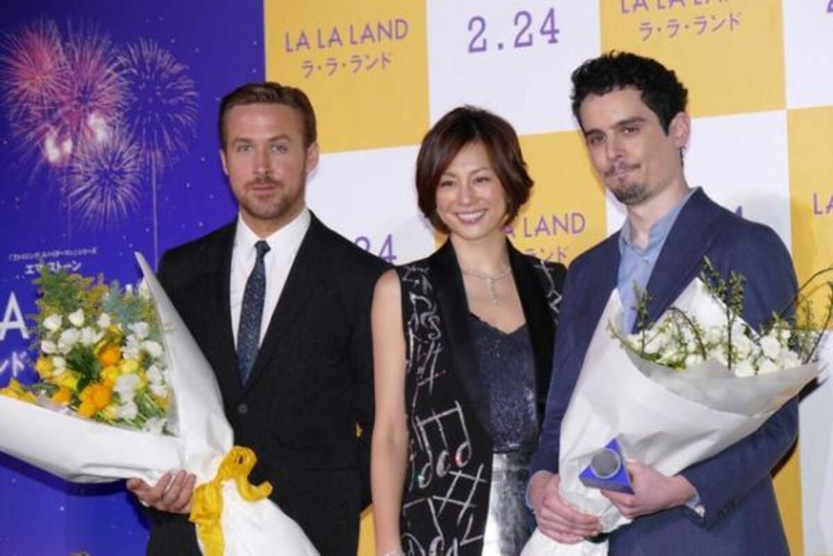 大旋風 ラ ラ ランド 引っさげ来日のライアン ゴズリング 熱狂ファンに神対応 17年1月26日 ウーマンエキサイト 1 3