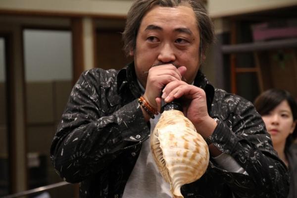 ロバート・秋山、伝説の音響効果マンに!? 「精霊の守り人」音作りにチャレンジ