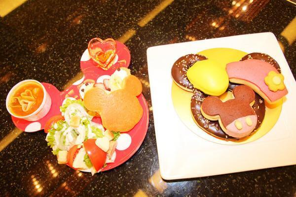 【ディズニー】ホテルでキャラクターを！アンバサダーのスペシャルメニューを実食レポ