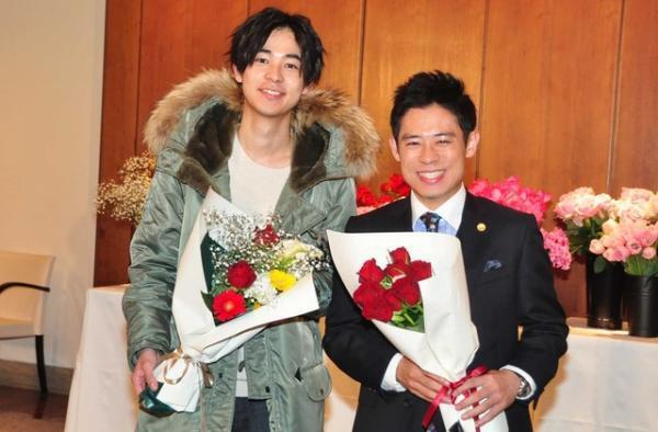 伊藤淳史、ドラマ現場への愛娘同伴を明かす！小雪も子連れ出勤で子育てトーク