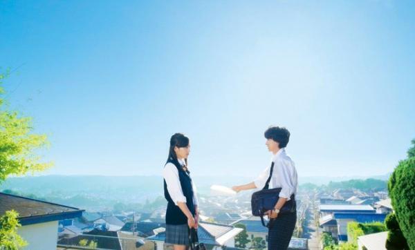 川口春奈＆山崎賢人、“極寒”夏祭りシーンに笑顔『一週間フレンズ。』メイキング映像