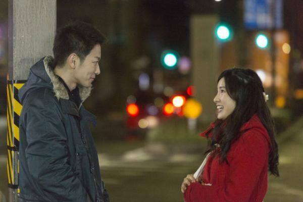 佐藤健＆土屋太鳳、W主演作『8年越しの花嫁』がクランクアップ！