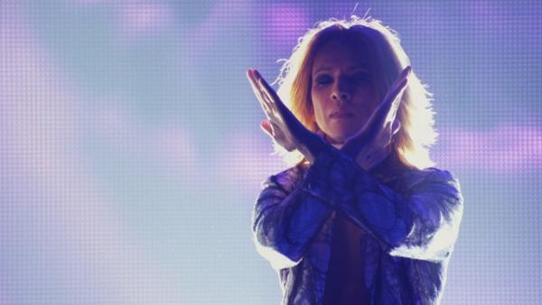 YOSHIKI「過去は話したくない」…涙で語る『WE ARE X』映像到着