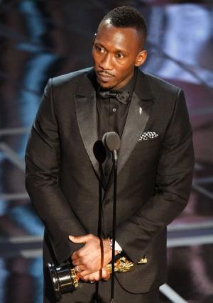 【第89回アカデミー賞】『ムーンライト』のマハーシャラ・アリが助演男優賞を初受賞！