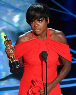 【第89回アカデミー賞】ヴィオラ・デイヴィス、3度目のノミネートで初の助演女優賞