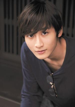 小関裕太、高梨臨に思いを寄せる！「恋がヘタでも生きてます」でラブコメ初挑戦