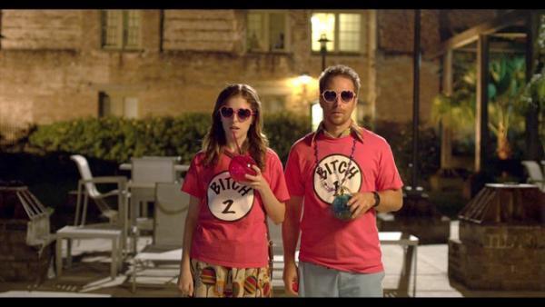 ペアルックが可愛すぎ！殺し屋カップルのデートコーデ『バッド・バディ！』