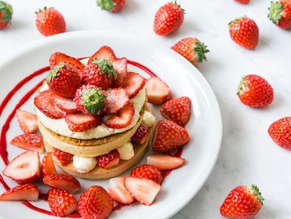 【3時のおやつ】「J.S. PANCAKE CAFE」でいちごづくしの春のフェアをスタート！