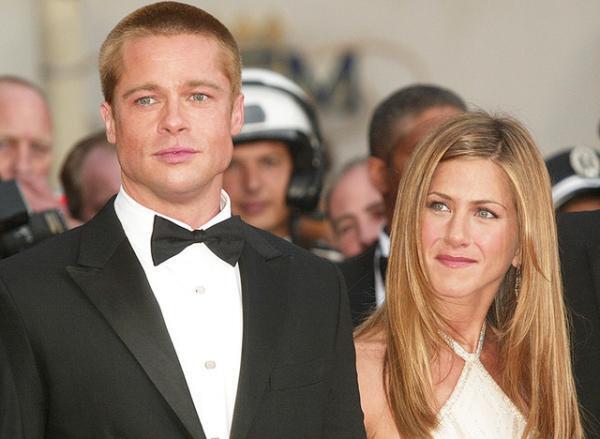 ブラッド・ピット、元妻のジェニファー・アニストンと連絡を取り合うように