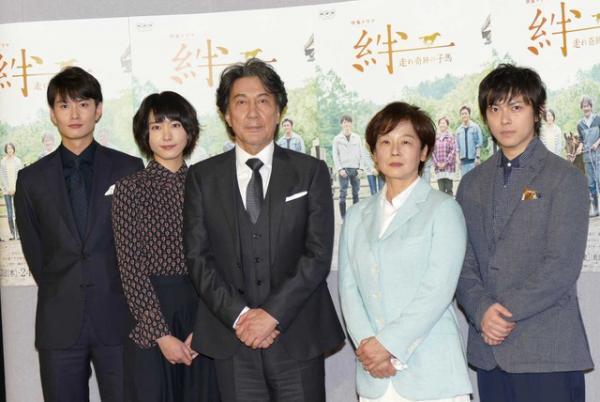 新垣結衣「生意気でかわいい」「愛情が芽生えた」共演者とは？