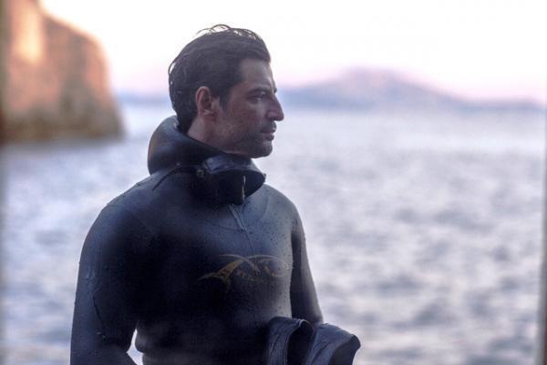 【特別映像】ギリシャのイケメンアイドルも登場！最高の男を決める『ストロングマン』