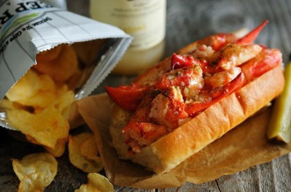 ロブスターロール専門店「LUKE’S 」がルミネ横浜にオープン！