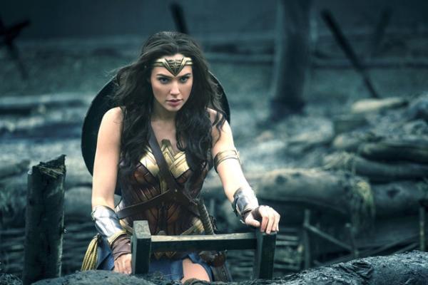 最強なのに天然!? “美女戦士”『ワンダーウーマン』初映像を三石琴乃が解説