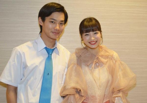 広瀬すず、“ちっち”こと野村周平は「本当に何でも知っている、信頼できる仲」