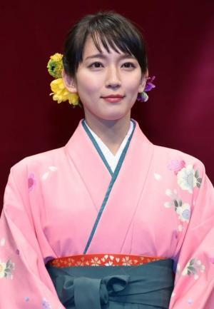 吉岡里帆、コナンからの太鼓判に「ありがたきお言葉」と夢心地！