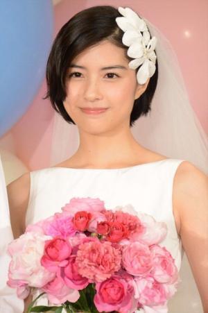 朝ドラ女優・佐久間由衣、ゼクシィ10代目CMガールに就任！新郎役に清原翔