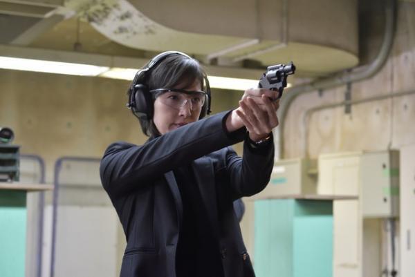 天海祐希、冒頭から“射撃”に挑戦！「緊急取調室」第2シーズン今夜