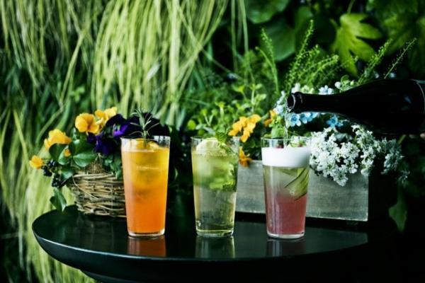 アンダーズ 東京「ルーフトップ バー」で初夏のアフター5を満喫！