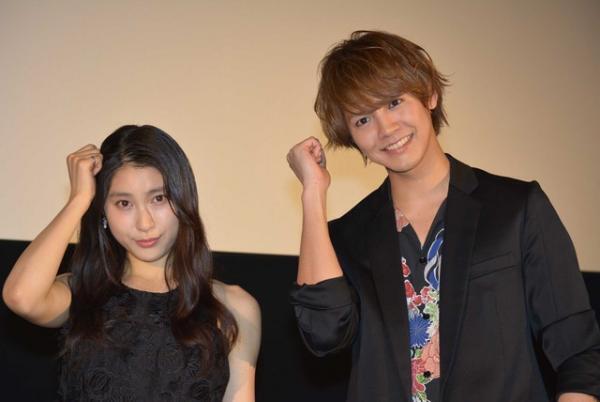 片寄涼太、土屋太鳳との距離の縮め方は「マネージャーさんに代わり日傘を持つ」