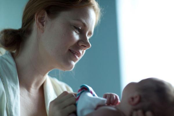 エイミー・アダムス「絶対にやらなきゃ」…“育休”撤回しても出たかった『メッセージ』