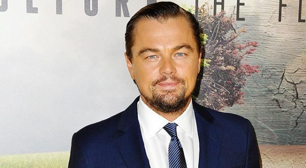 レオナルド・ディカプリオ、首都ワシントンで抗議デモに参加