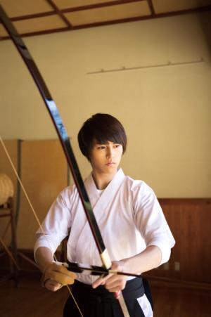 超特急・松尾太陽、『一礼して、キス』で中尾暢樹の親友に！