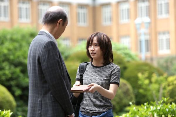 吉岡里帆は「若き日のヘプバーン」と監督絶賛！『STAR SAND』予告編