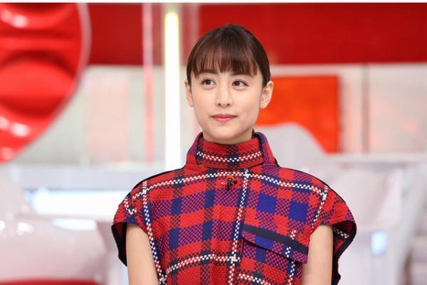 山本美月の愛犬にスタジオがメロメロに!?「おしゃれイズム」