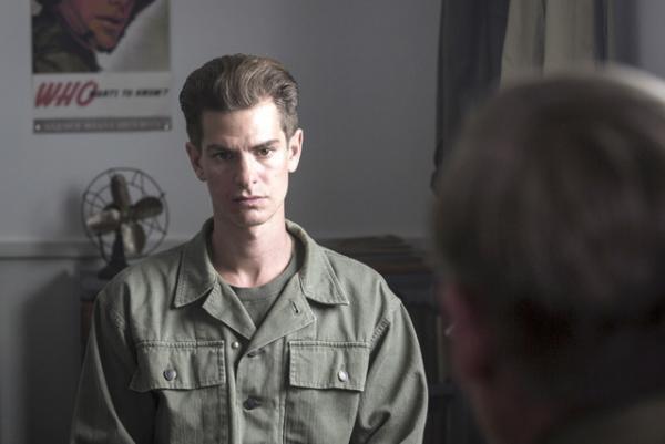 A・ガーフィールド、武器を持たない兵士が上官と対峙！『ハクソー・リッジ』本編映像