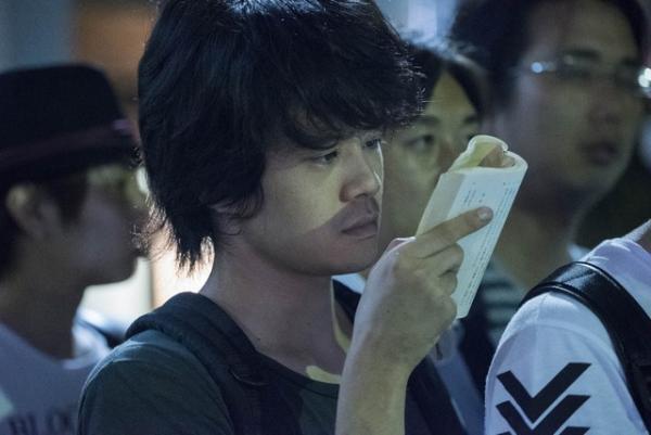 石井裕也監督、印象的な劇中歌を自ら作詞『映画　夜空はいつでも最高密度の青色だ』