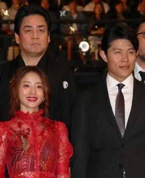 大野智、普通過ぎてエキストラに紛れた？「忍んでいたんですよ」と臨機応変